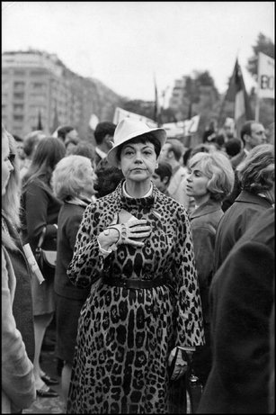 PARIS—A march in support of French President Charles De Gaulle on the Champs-Elysees, from the Place de la Concorde to the Arc de Triomphe, May 1968. © Henri Cartier-Bresson / Magnum Photos