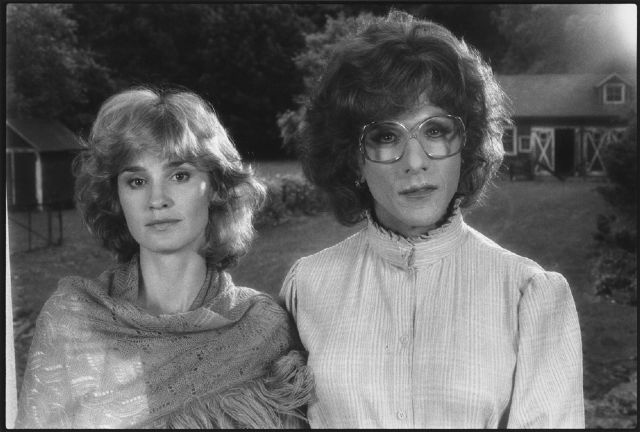 Jessica Lange and Dustin Hoffman on Set, Tootsie, Hurley, New York. Mary Ellen Mark, 1982
