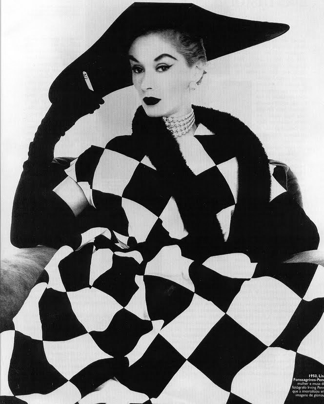 Lisa Fonssagrives-Penn, Harlequin Dress © Irving Penn, 1950