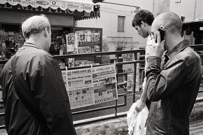 Corso Vittorio Emanuele; Leica MP 0.58, 35mm Summicron, Kodak Tri-X © Doug Kim