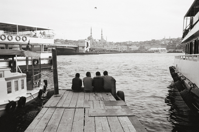 Karaköy, Istanbul, Turkey; Leica MP 0.58, 35mm Summicron, Kodak Tri-X © Doug Kim